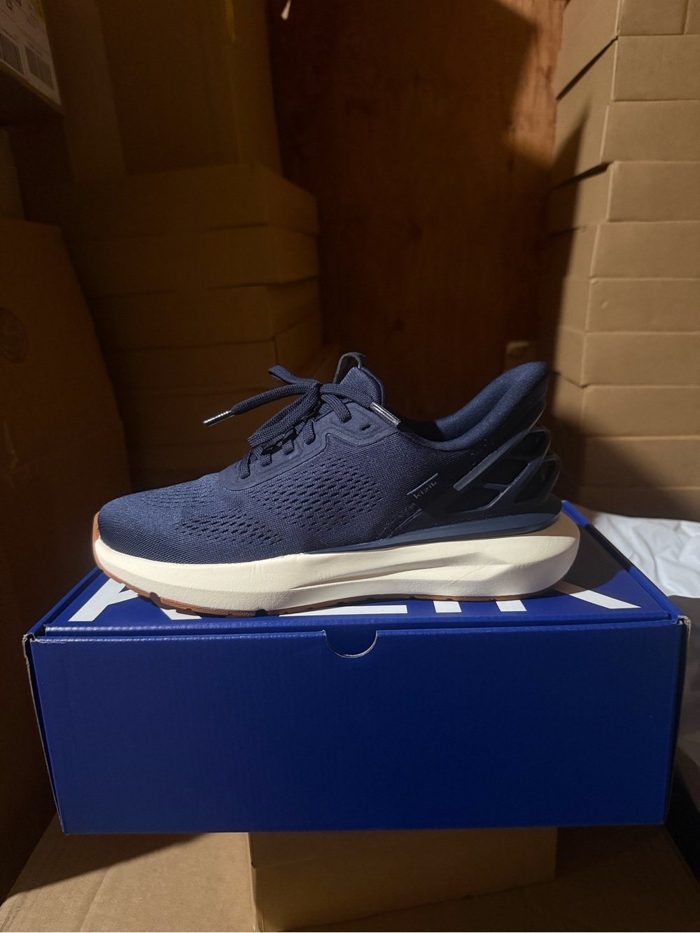 NWT Kizik Athen Naval Academy Blue Size 8